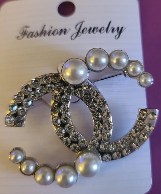 Brooch Inspired CC  Pearls & Rhinestones